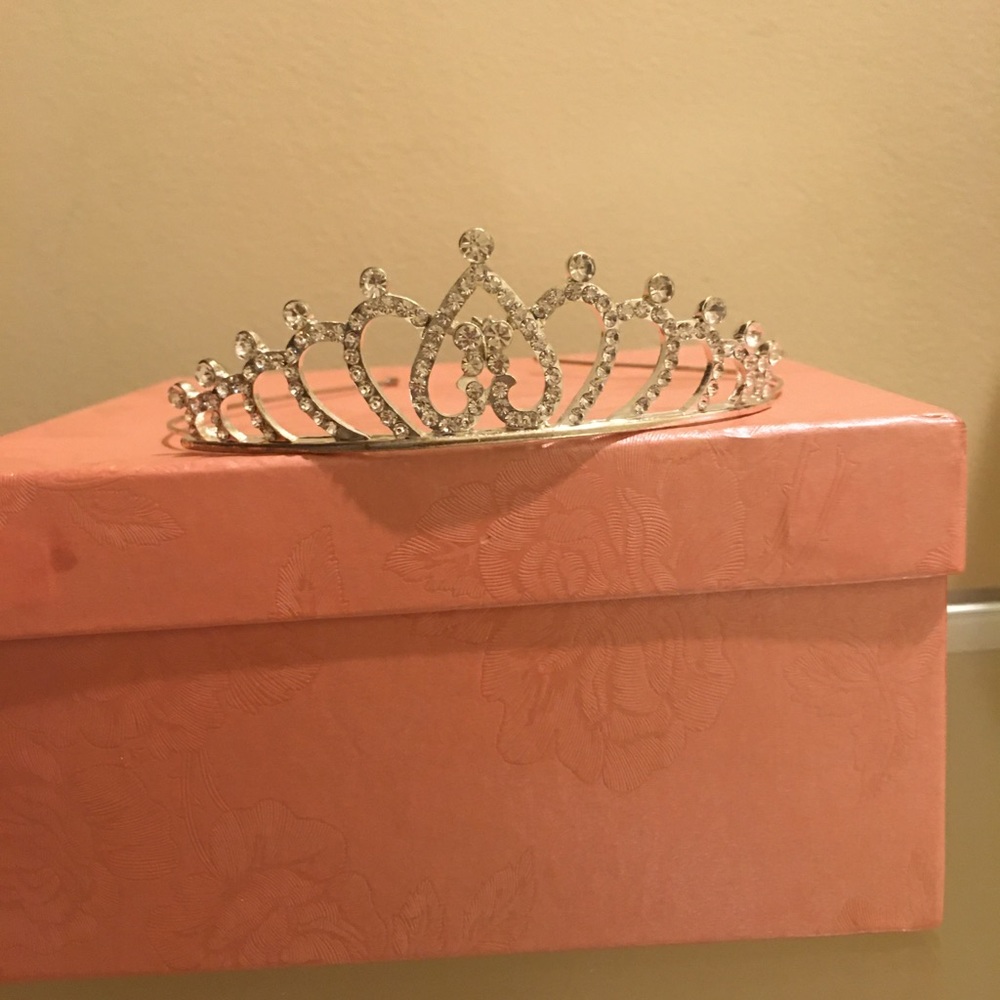 Small tiara